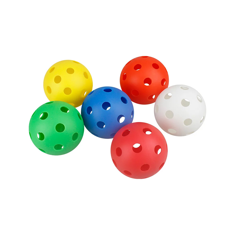 Set de bile din plastic optimizat pentru fluxul de aer