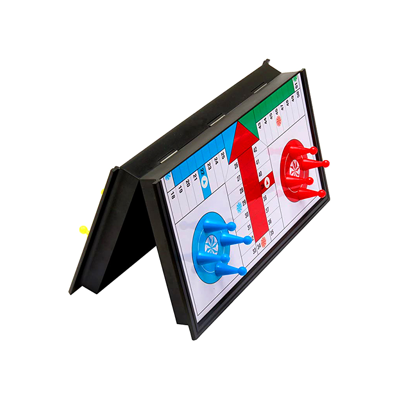 Joc de masă magnetică portabil cu zaruri și piese Set de jocuri Ludo clasic