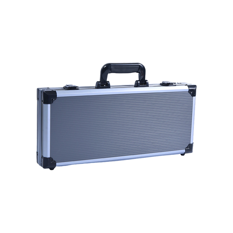 Carcasă din aluminiu completă cu zaruri și set de jetoane de poker premium cu butonul dealer