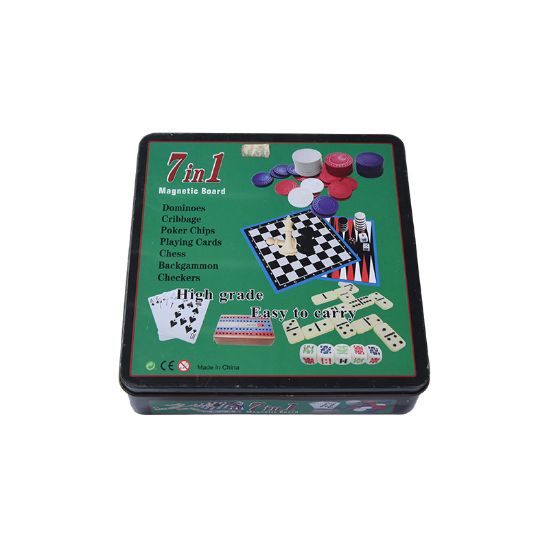 Set de jocuri cu tablă magnetică 7 în 1 cu carcasă din metal