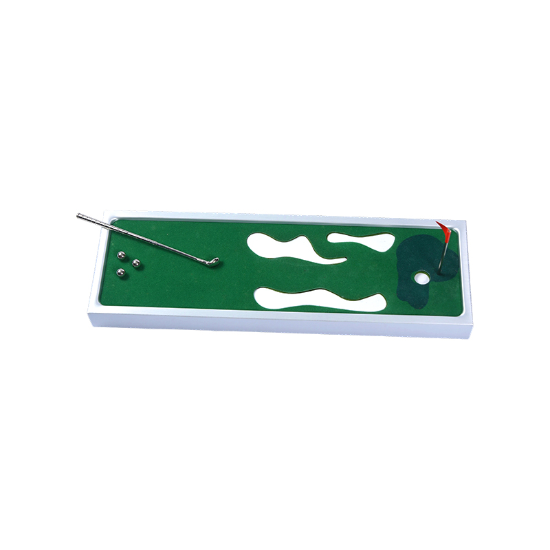 Joc portabil de golf de interior cu cadru de aluminiu pentru desktop Mini Golf Putting Green