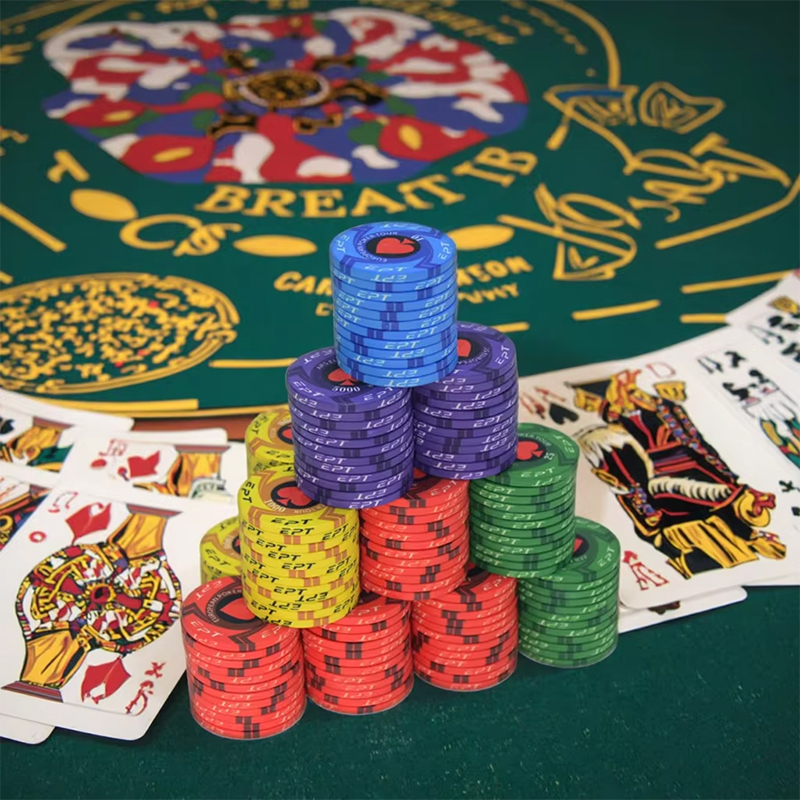 Jetoane de poker ceramice personalizate - Calitate premium pentru o experiență autentică de cazinou